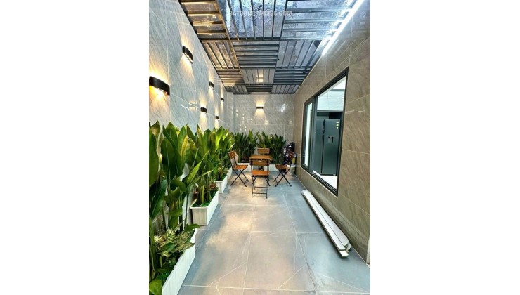 Nhà mới SHR 4 tầng HXT 96m2, Vuông – Thạnh Xuân 25 Quận 12 S